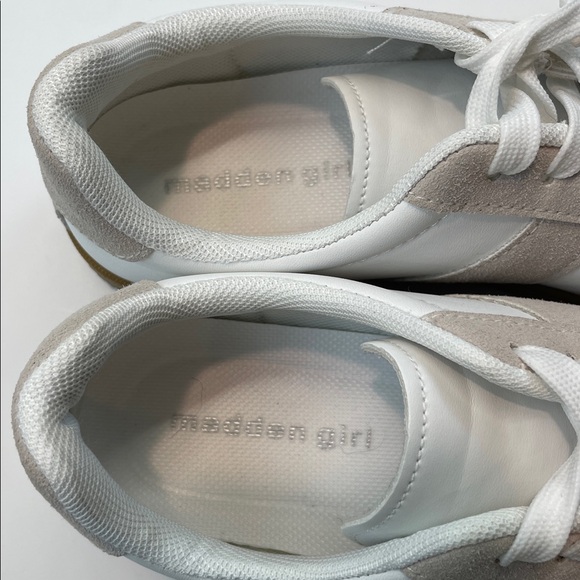 Madden Girl White Gray Retro Low Top Sneakers Gum Sole Casual Shoes Sz 7 - Picture 7 of 8